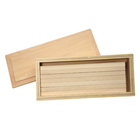 Prismes pour l'escalier marron - Sensoriel Montessori - So Montessori