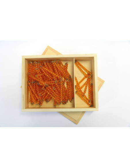 Chaînes de 100 et de 1000 perles dans une boîte