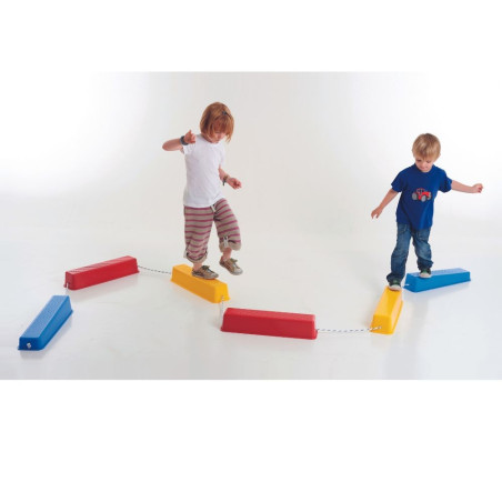 Rondins d'équilibre enfant | Parcours de motricité | So Montessori