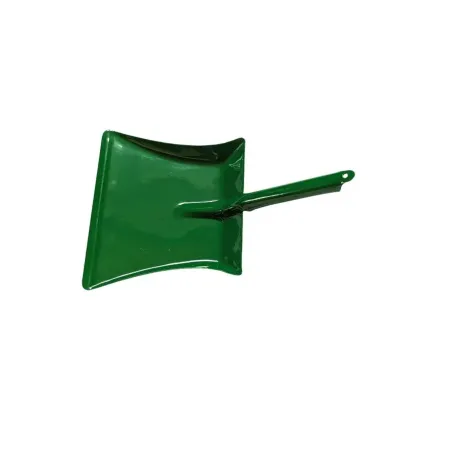 Petite pelle pour enfant en métal