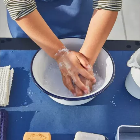 Kit d'activité pour se laver les mains. Vie Pratique Montessori