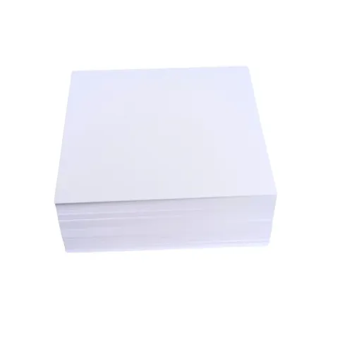 Feuilles de papier 14 x 14 cm (500 pcs) pour formes à dessin Montessori