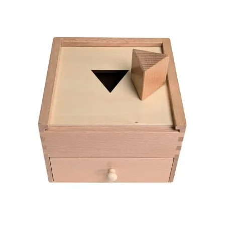 Boite permanence en bois  avec 4 solides à encastrer - Eveil Montessori